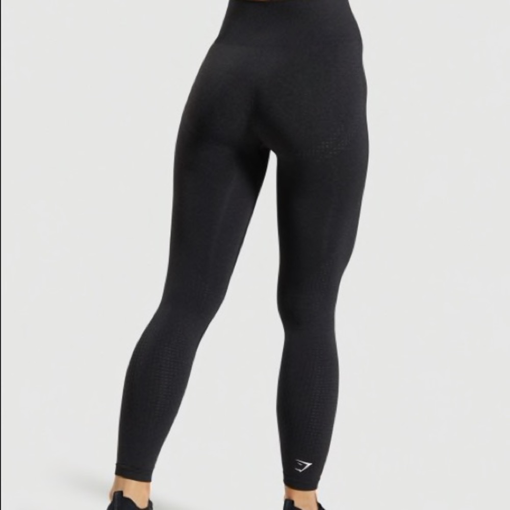 NWOT GYMSHARK LEGGINGS 🦈